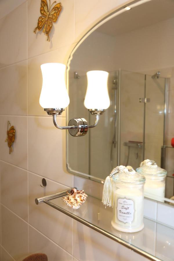 Ferien Im Reetdachhaus Apartment Berumerfehn ภายนอก รูปภาพ