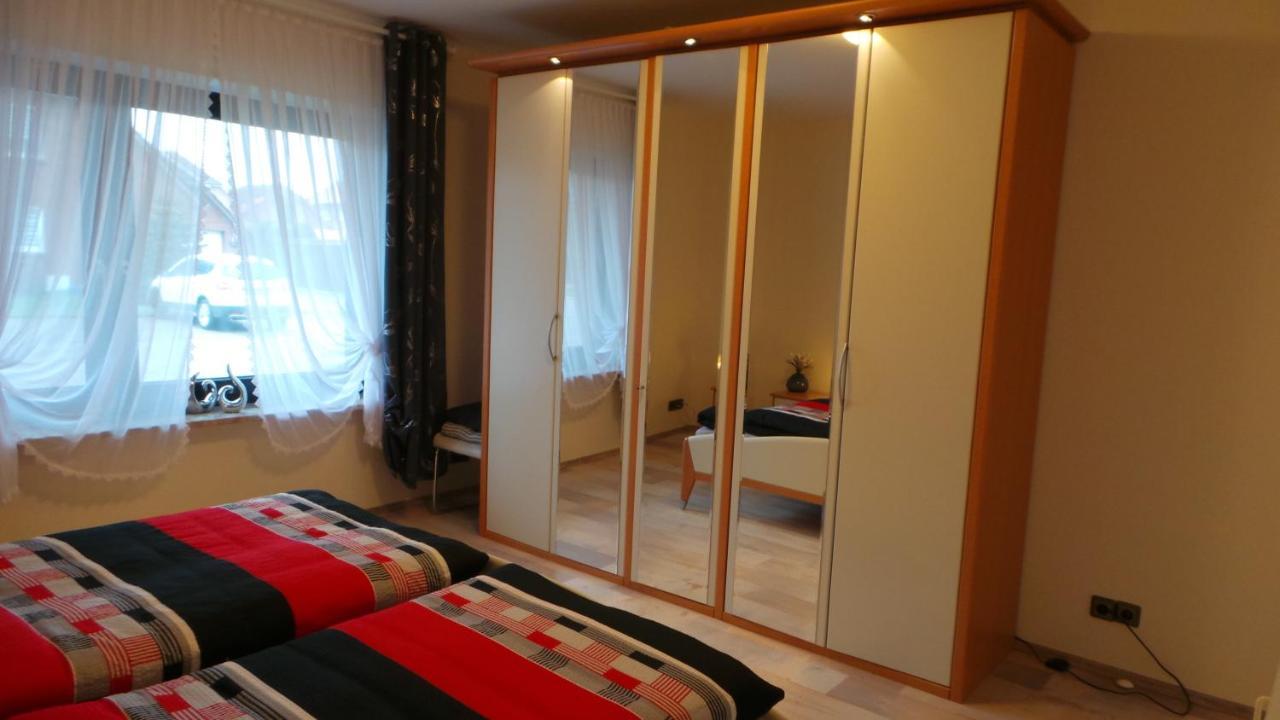 Ferien Im Reetdachhaus Apartment Berumerfehn ภายนอก รูปภาพ